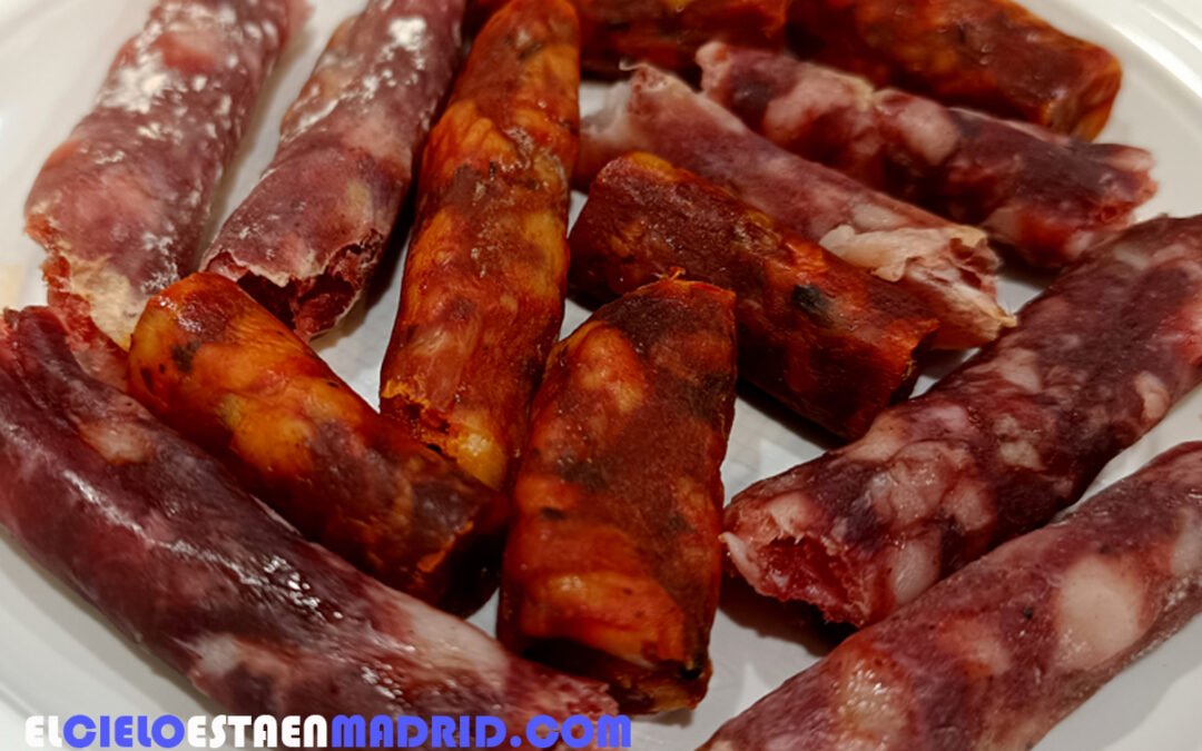 Embutidos de la Región de Murcia: Tradición y Sabor Mediterráneo