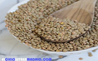 Guiso de Lentejas al Estilo Español: Tradición y Sabor en Cada Cucharada.
