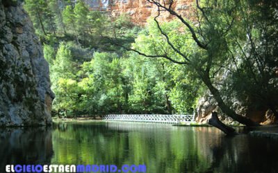 El Monasterio de Piedra: Un Remanso de Paz y Belleza Natural en Aragón.